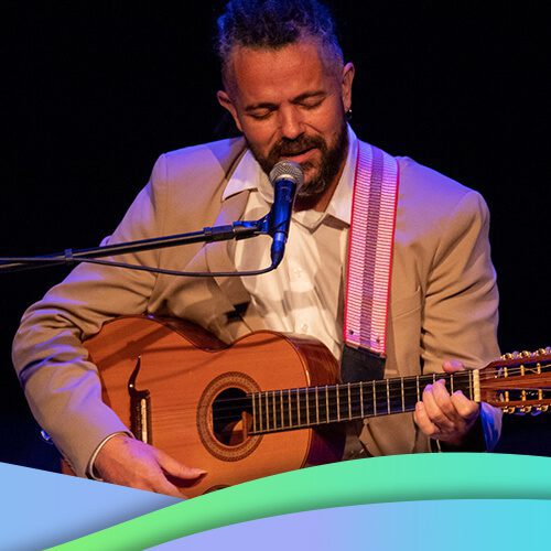 PAN M 360 aux Nuits d’Afrique – Luiz Salgado et sa guitare « caipira »